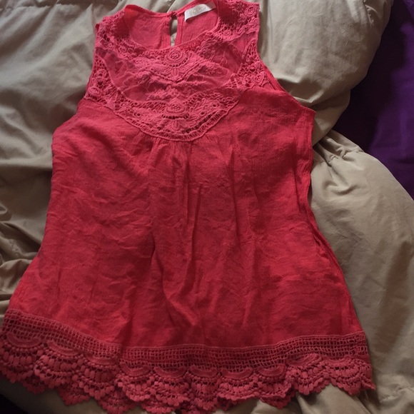 Coral lace tank top - Picture 1 of 3